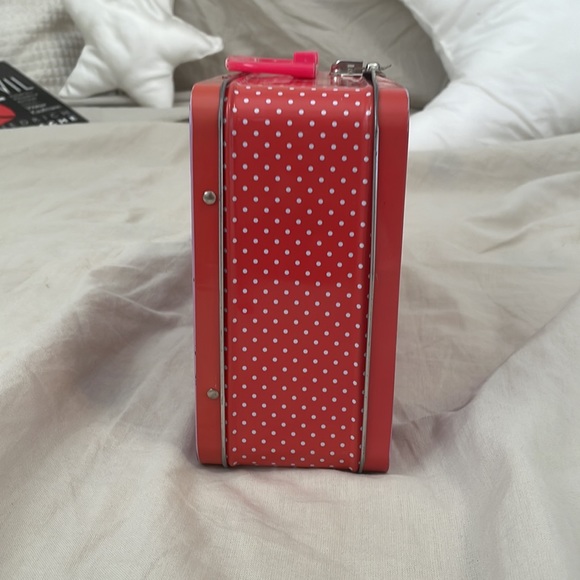 Y2k kawaii hello kitty lunchbox tin room decor kidcore vibes - Picture 4 of 5
